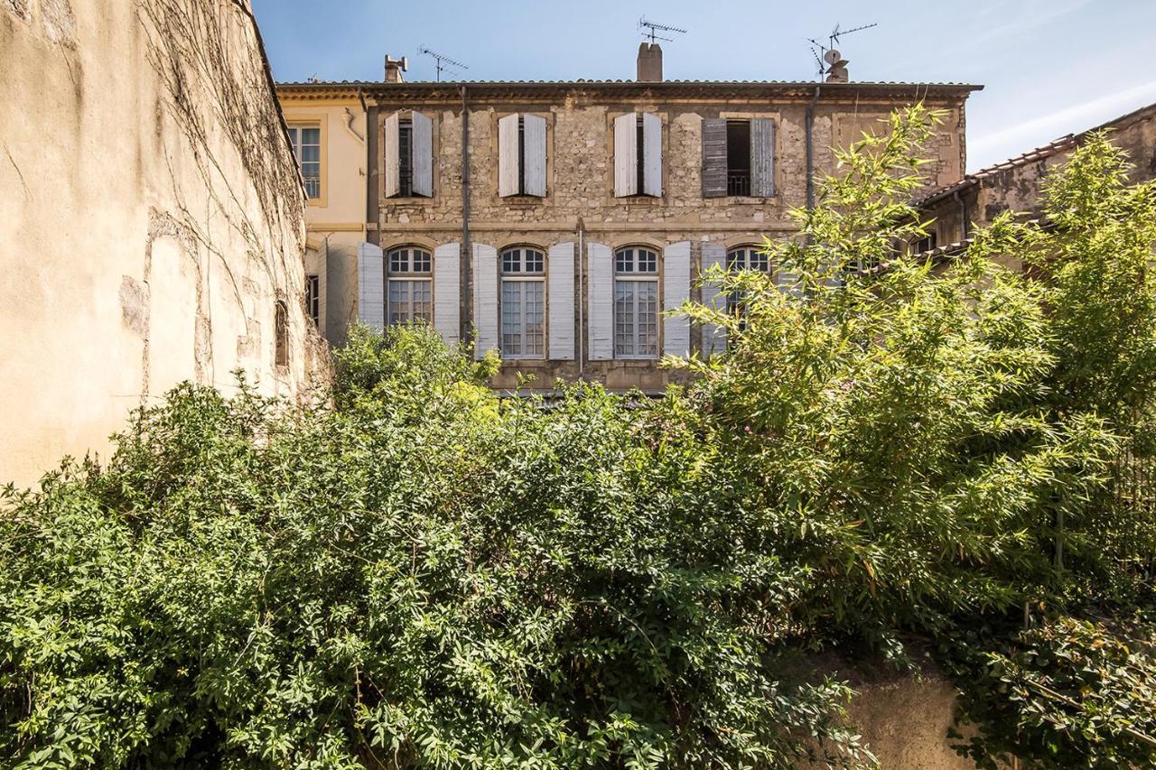 Arles Maison Petite Roquette Et Garage Esterno foto